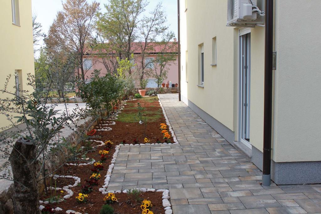Apartments Bellator Šilo Kültér fotó