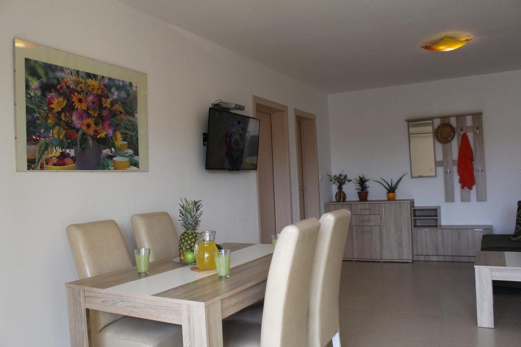 Apartments Bellator Šilo Kültér fotó