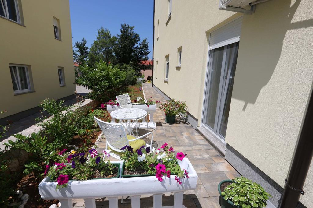 Apartments Bellator Šilo Kültér fotó