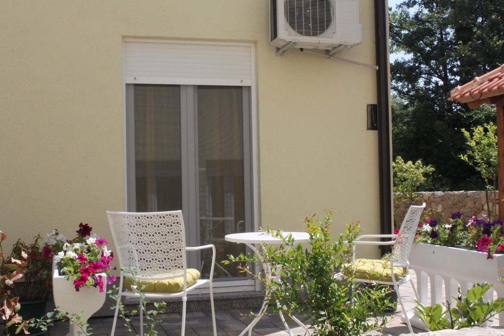 Apartments Bellator Šilo Kültér fotó
